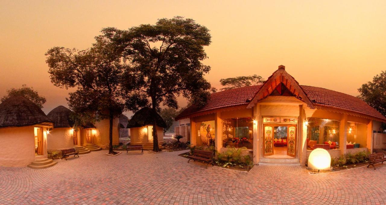 Serendipity Lakes And Resorts Tamia Luaran gambar